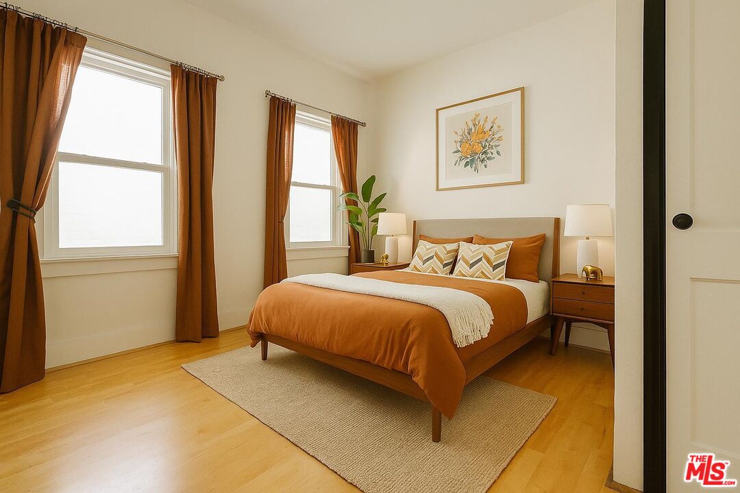 1616 W 24th St