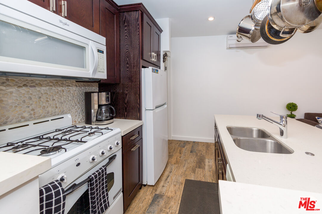 38 Sunset Ave Unit: B