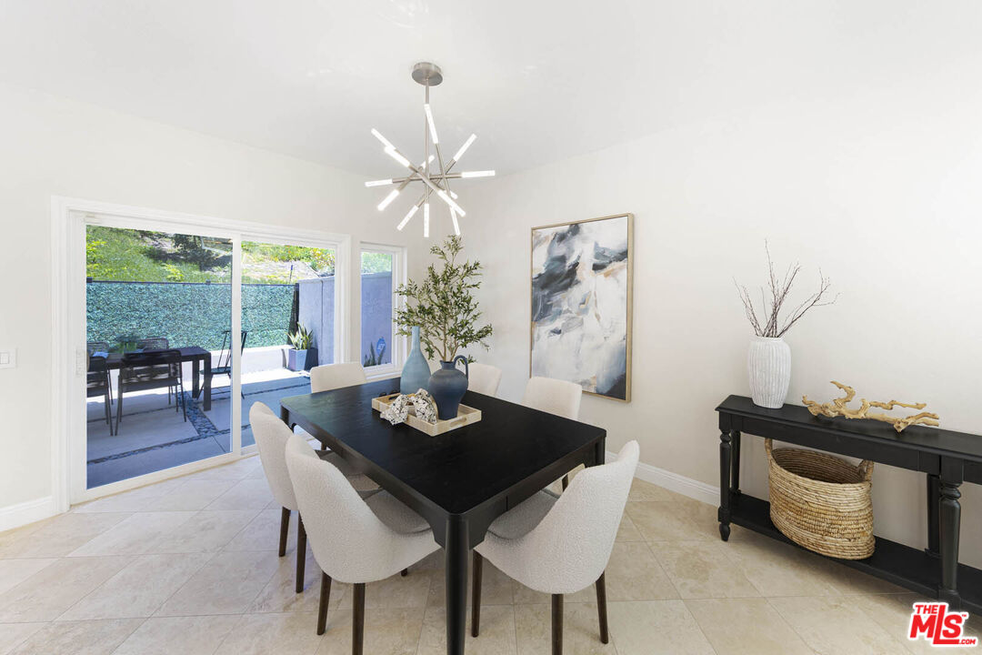 28 Saint Kitts