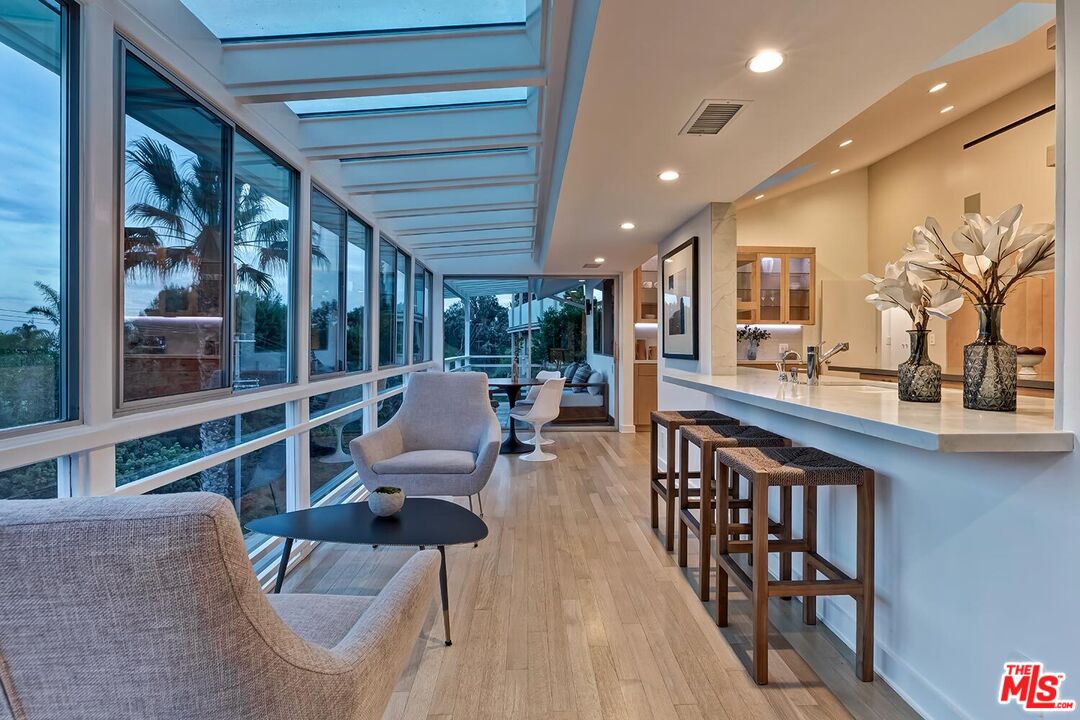 9316 Beverly Crest Dr