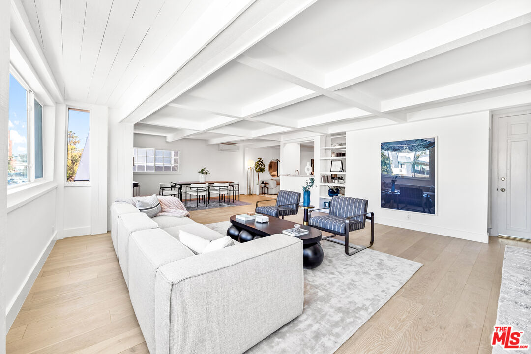 11912 Gorham Ave Unit: 2