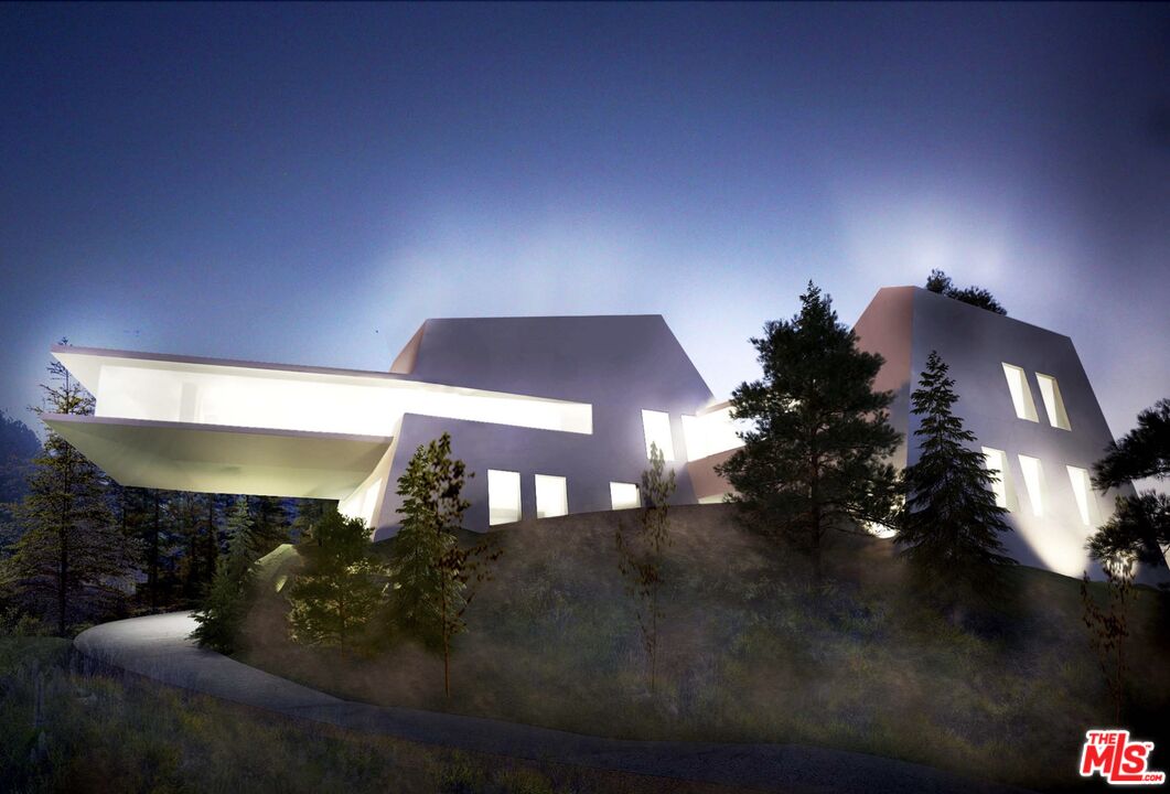 1830 N Sierra Bonita Ave