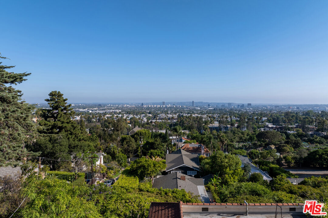 1830 N Sierra Bonita Ave