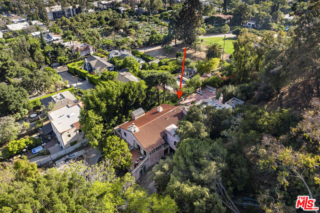 1830 N Sierra Bonita Ave