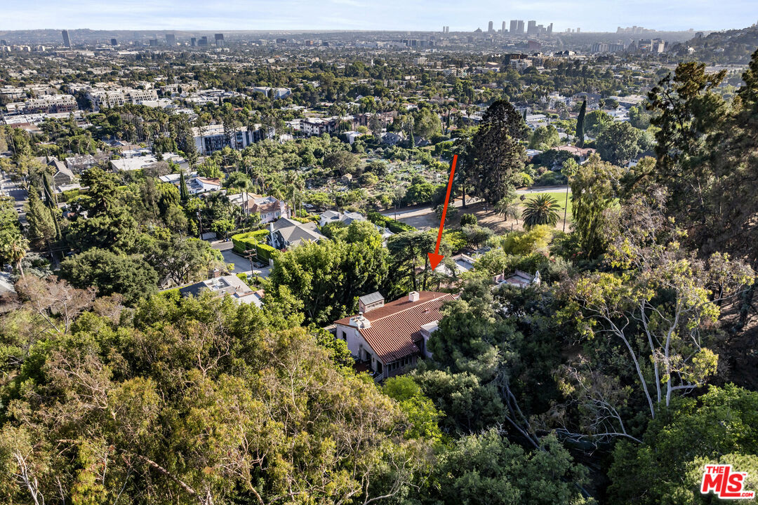1830 N Sierra Bonita Ave
