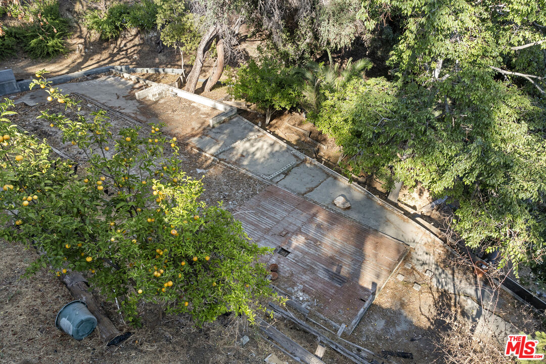 1830 N Sierra Bonita Ave