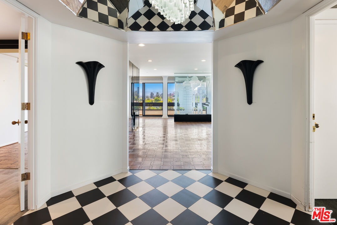 10551 Wilshire Blvd Unit: 1002