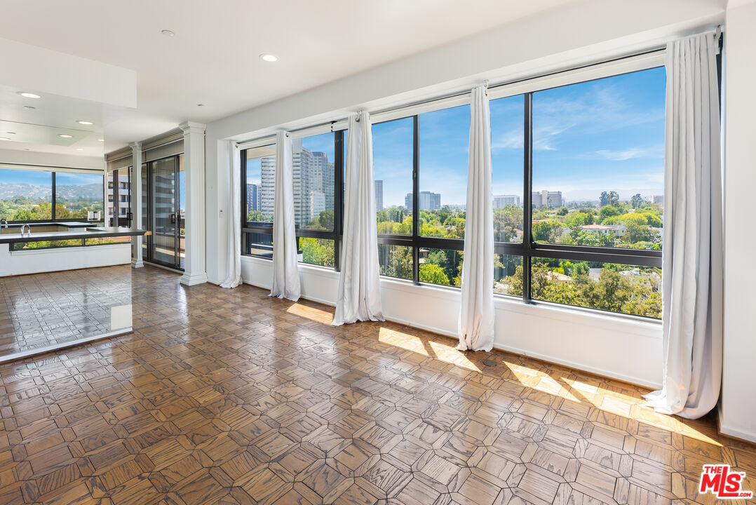 10551 Wilshire Blvd Unit: 1002