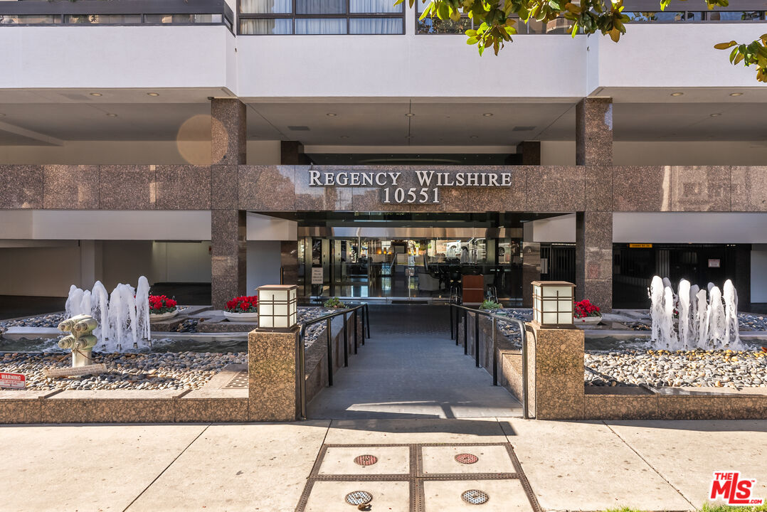 10551 Wilshire Blvd Unit: 1002