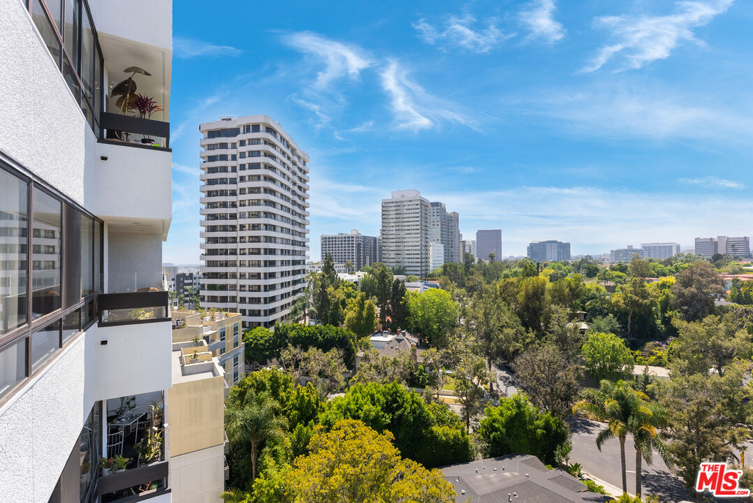 10551 Wilshire Blvd Unit: 1002