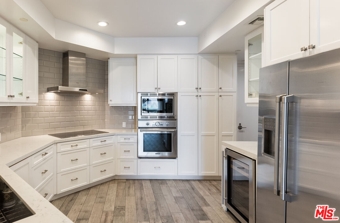 10551 Wilshire Blvd Unit: 1002