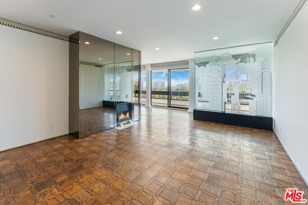 10551 Wilshire Blvd Unit: 1002