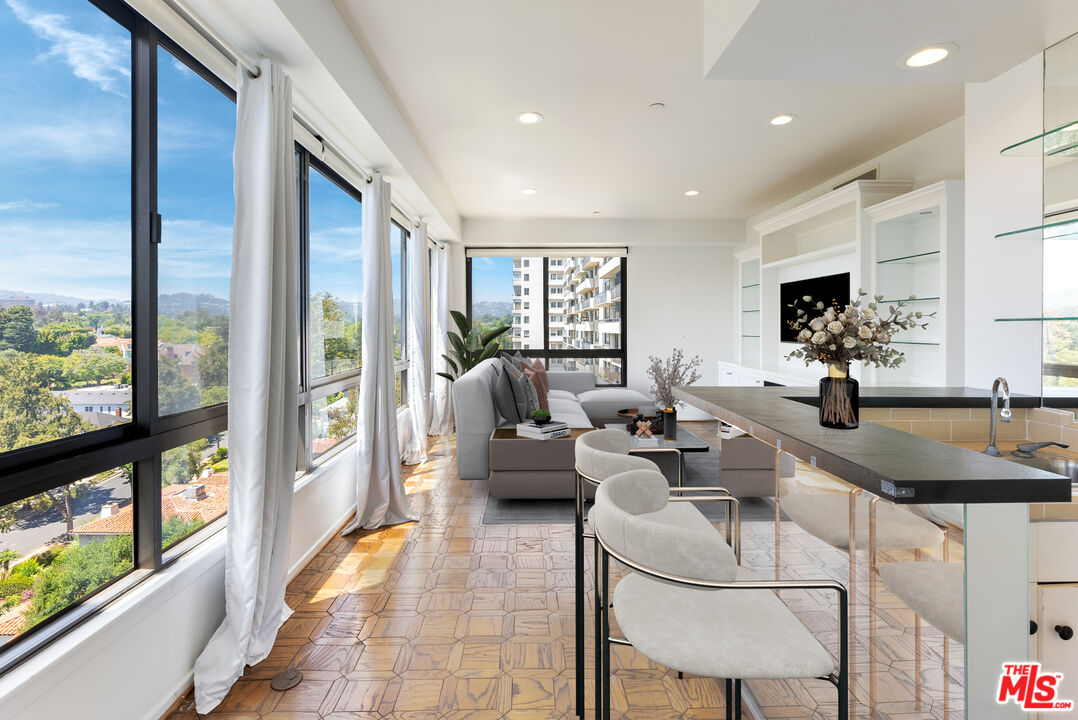 10551 Wilshire Blvd Unit: 1002