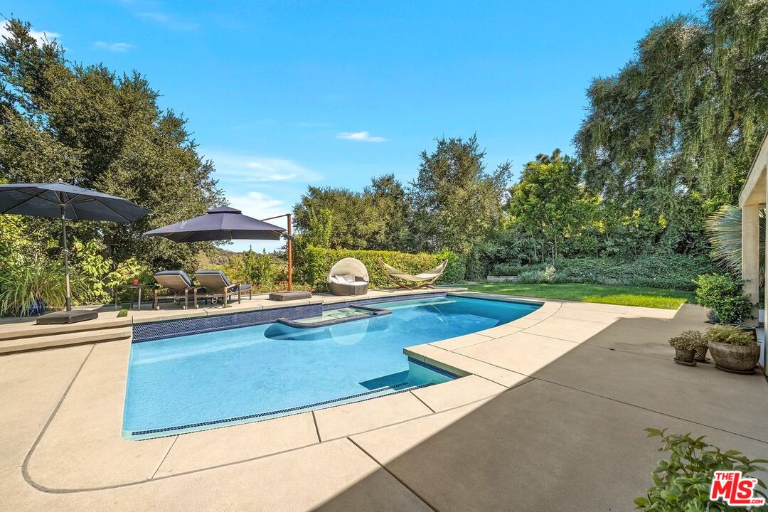 3112 Corda Dr