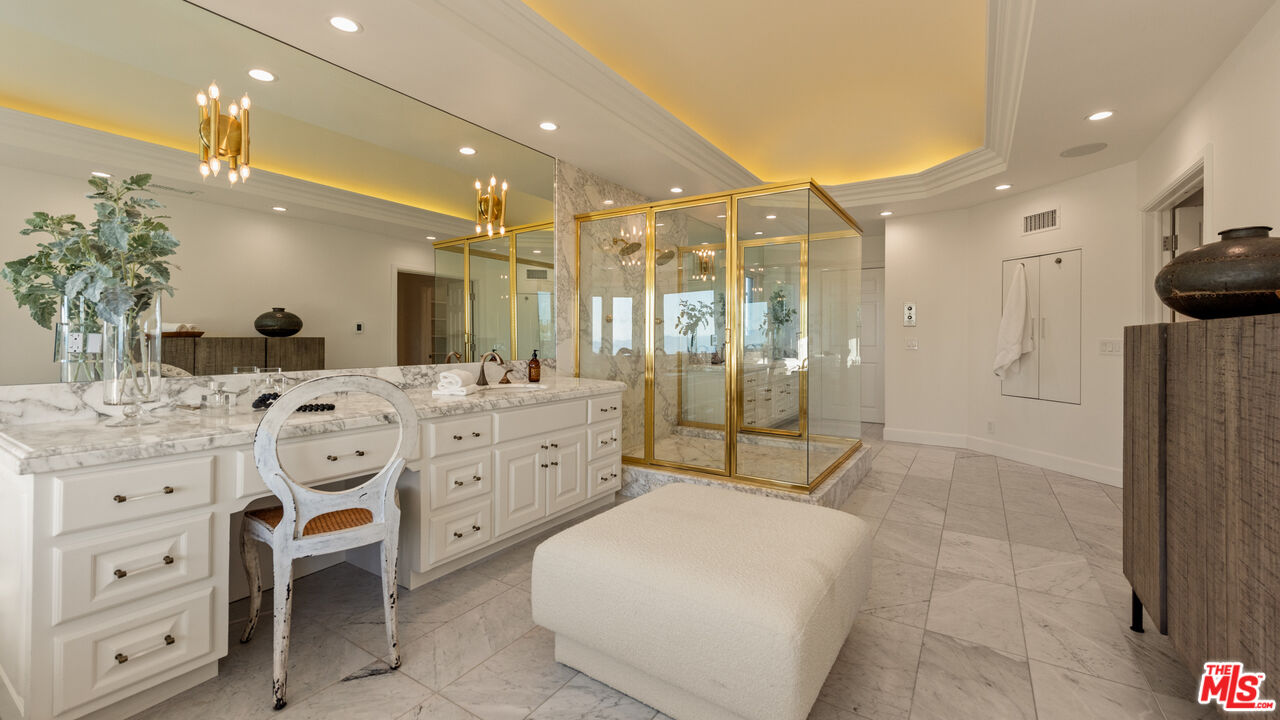 3123 Stone Oak Dr
