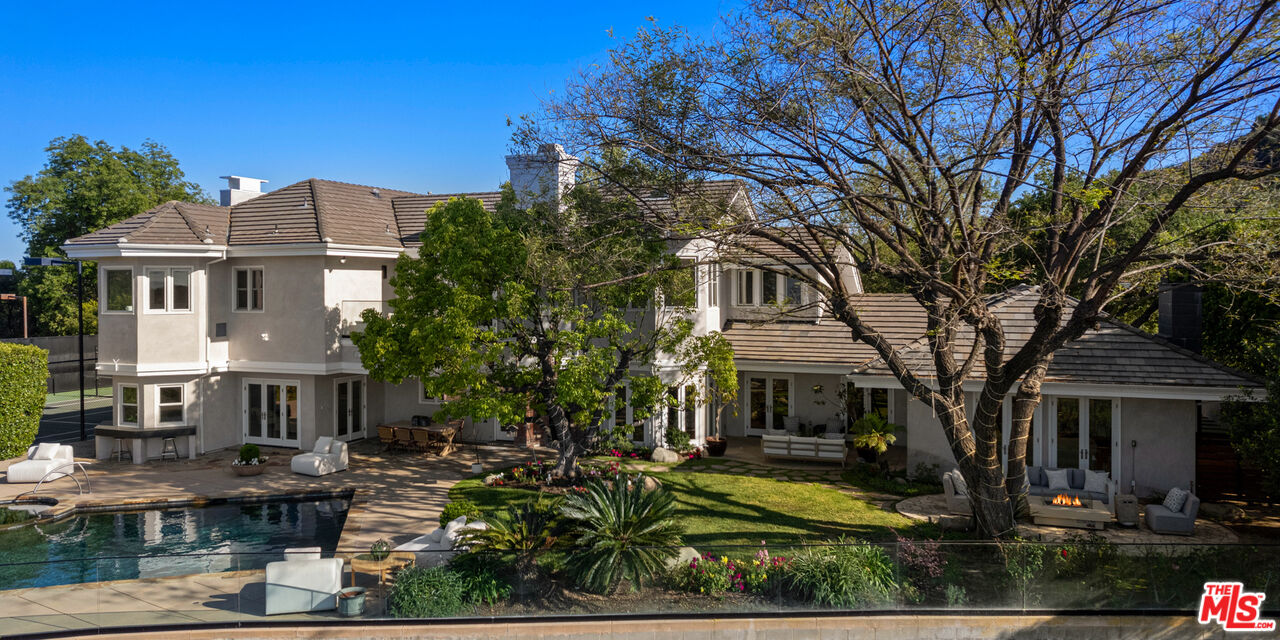 3123 Stone Oak Dr