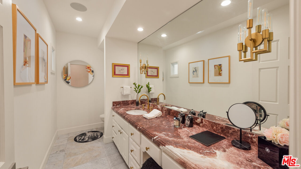 3123 Stone Oak Dr