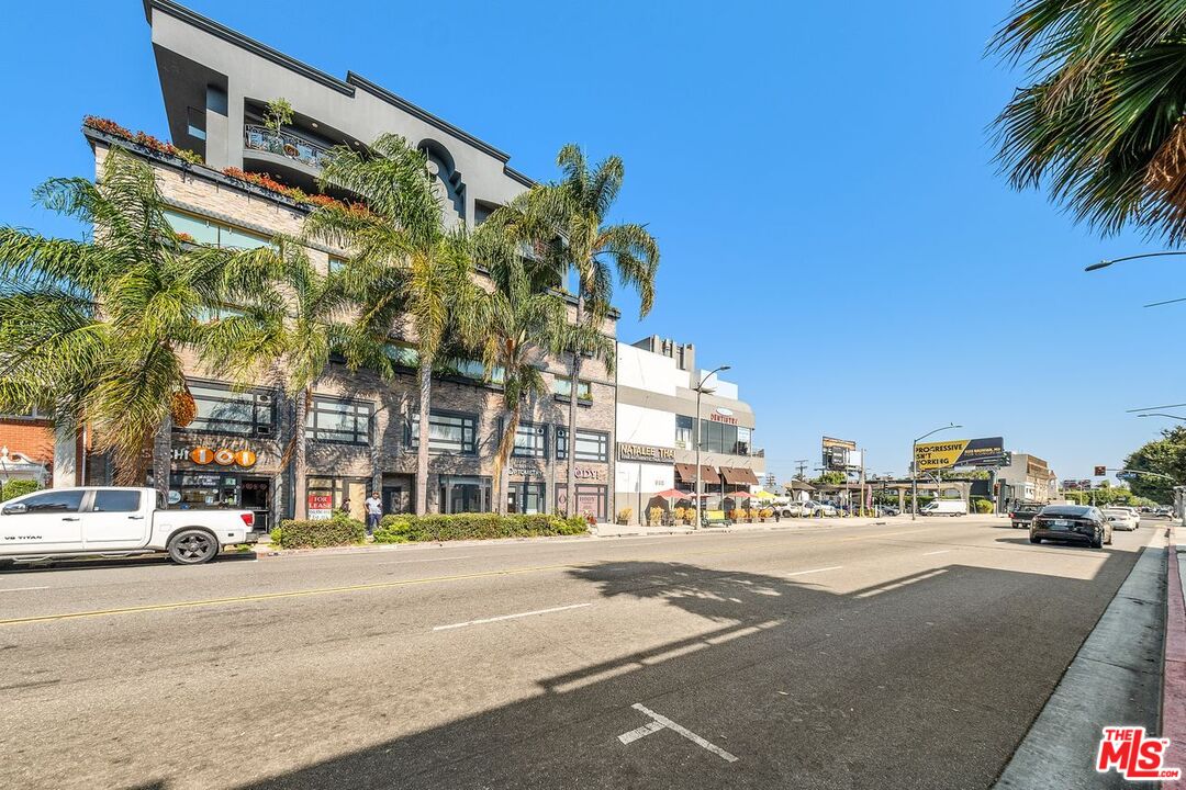 930 S Robertson Blvd Unit: 603