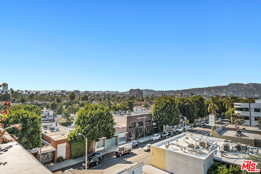 930 S Robertson Blvd Unit: 504