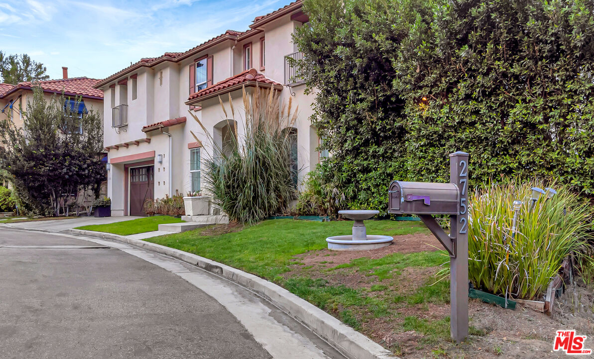 2752 Stone View Ct Unit: 17
