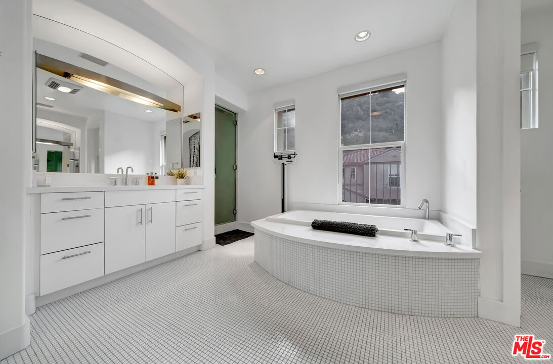 2752 Stone View Ct Unit: 17
