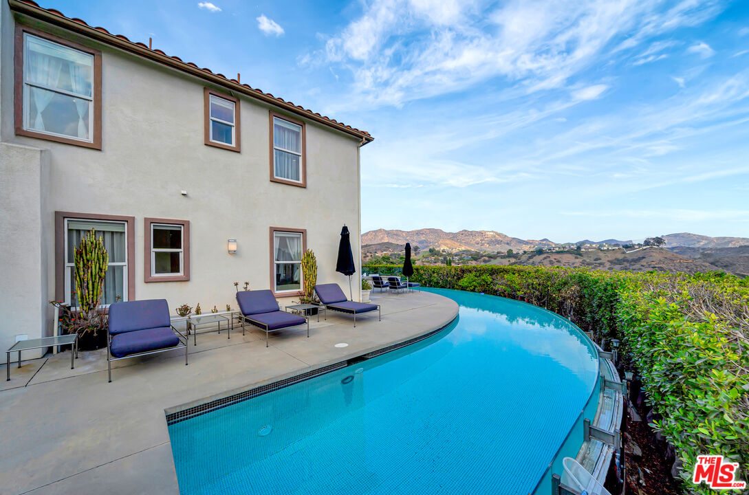 2752 Stone View Ct Unit: 17