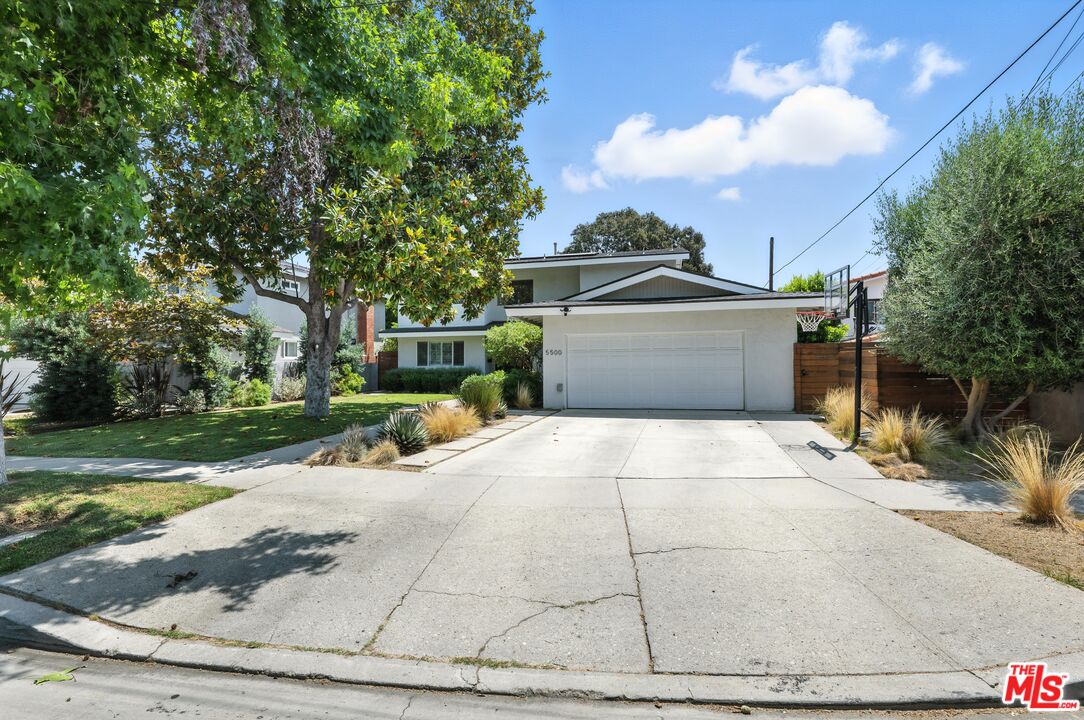5500 Stansbury Ave