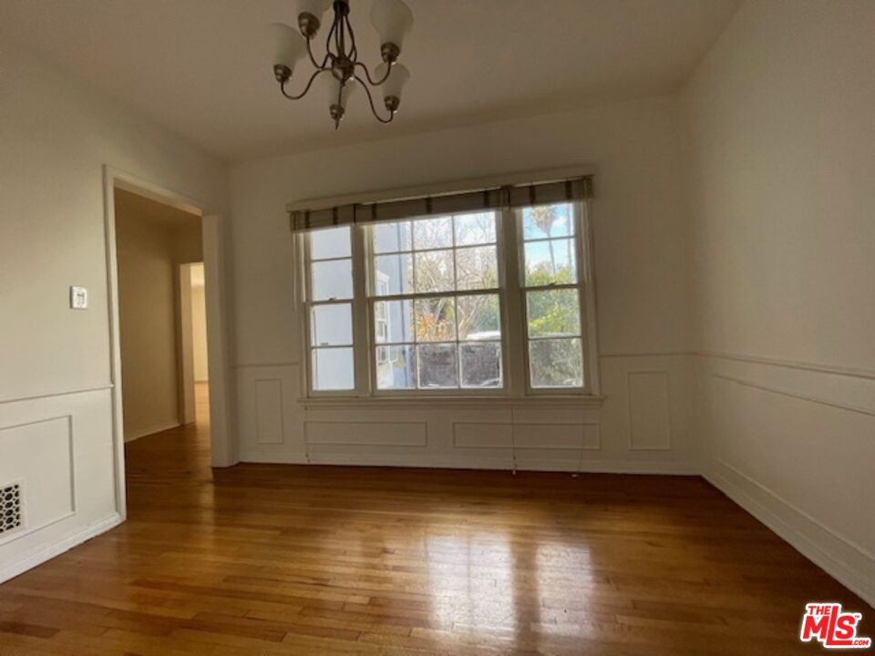 1206 Beverly Green Dr
