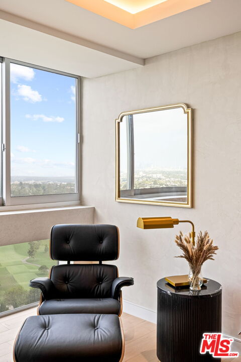 2222 Avenue Of The Stars Unit: 1601