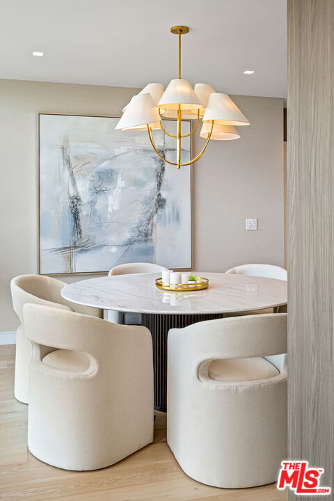 2222 Avenue Of The Stars Unit: 1601