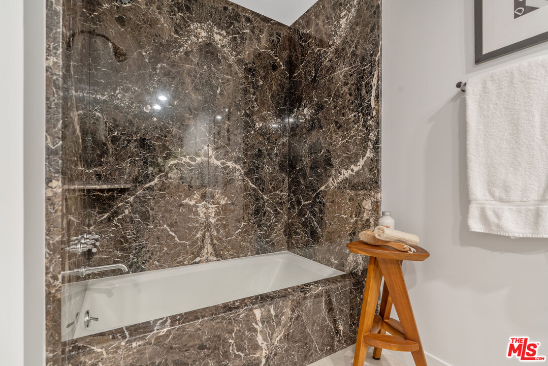 10118 Empyrean Way Unit: 204