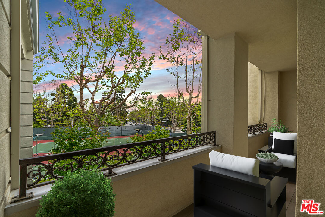 10118 Empyrean Way Unit: 204