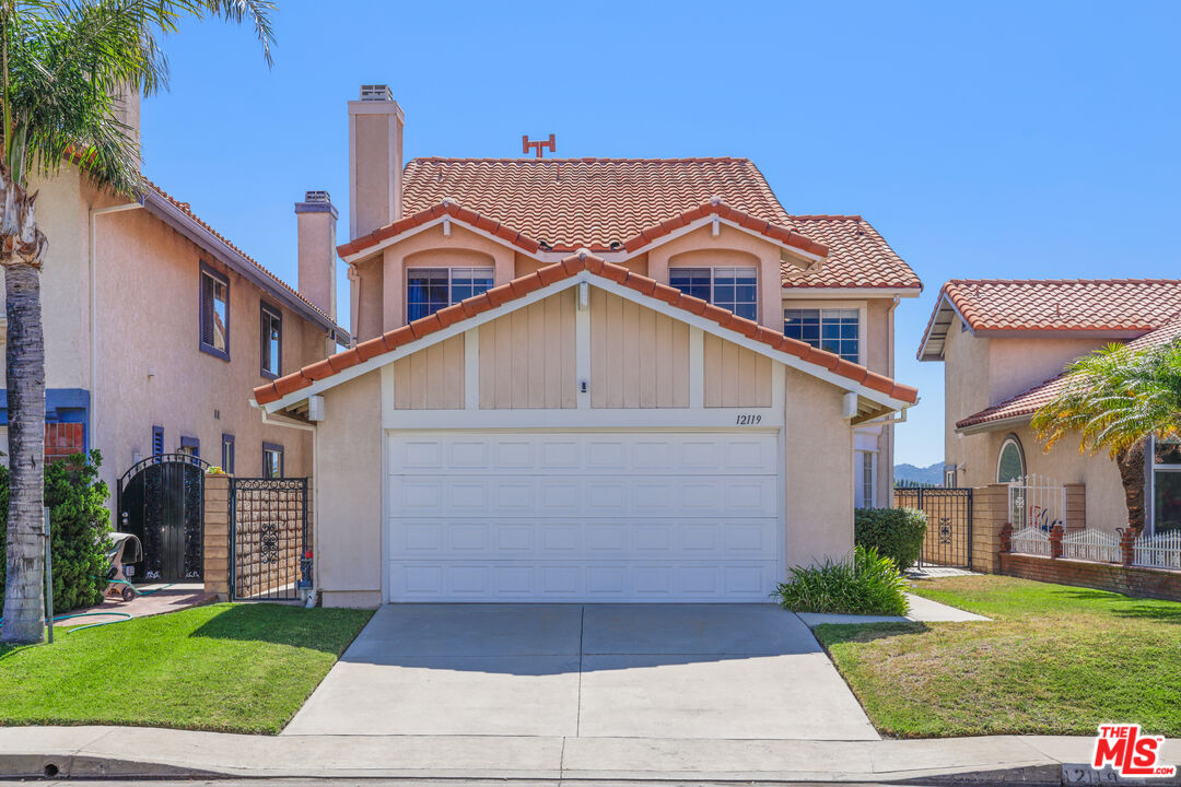 12119 Falcon Crest Way