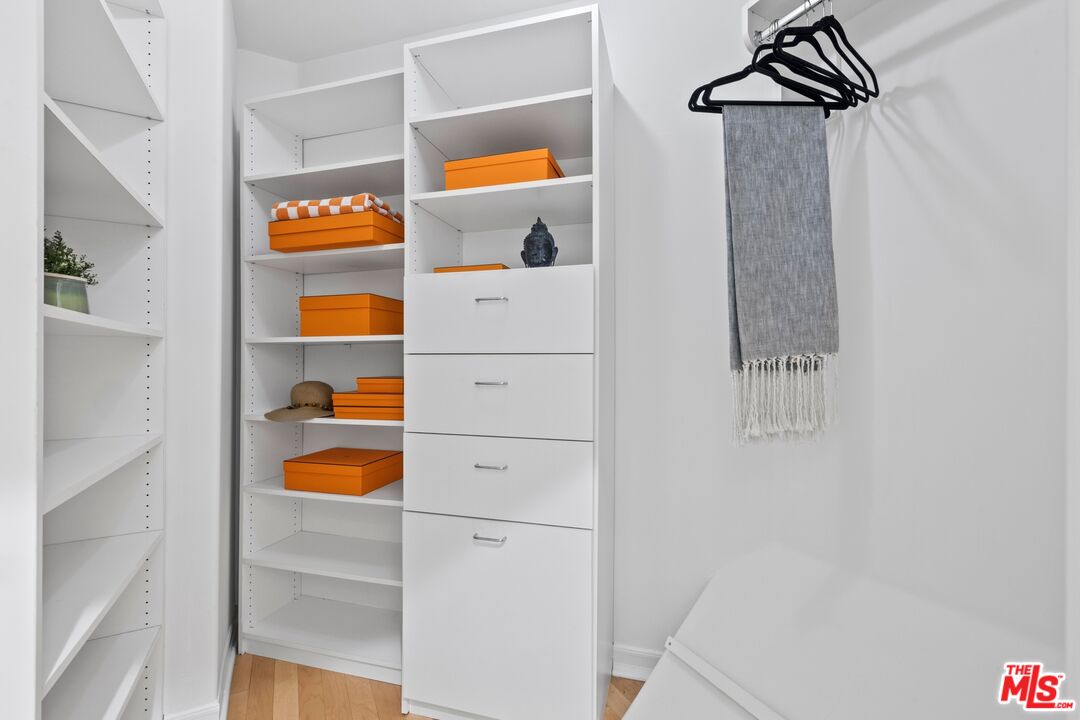 11680 Montana Ave Unit: 107