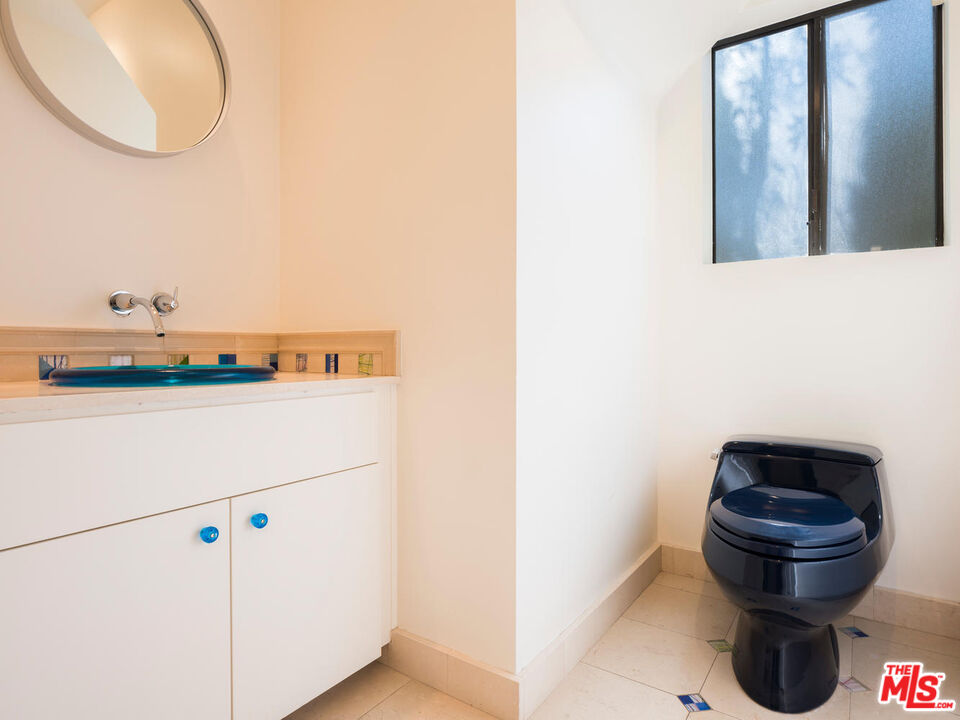 3023 BERKELEY AVE Unit: 8