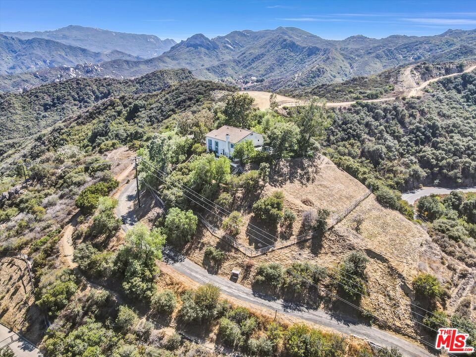 2693 Old Topanga Canyon Rd