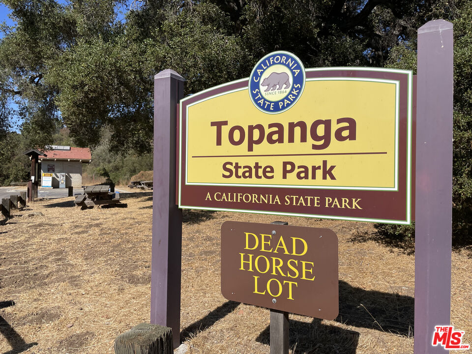 2693 Old Topanga Canyon Rd