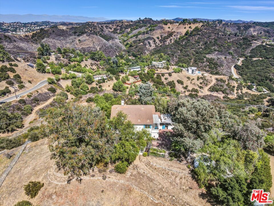 2693 Old Topanga Canyon Rd