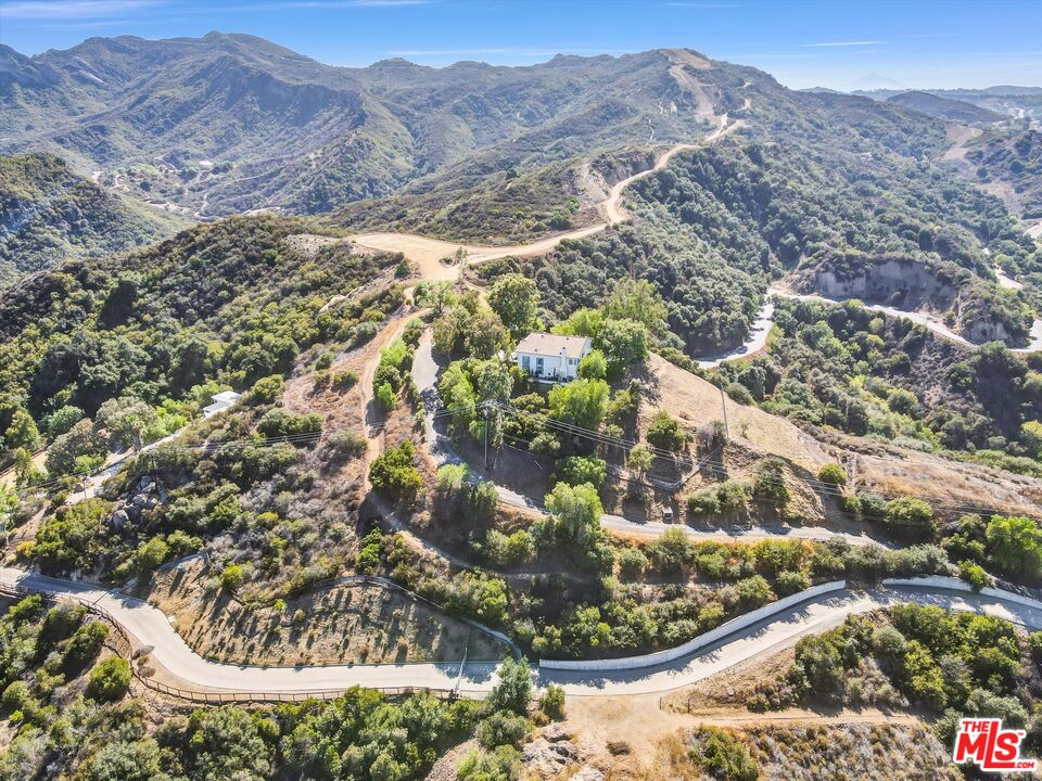 2693 Old Topanga Canyon Rd