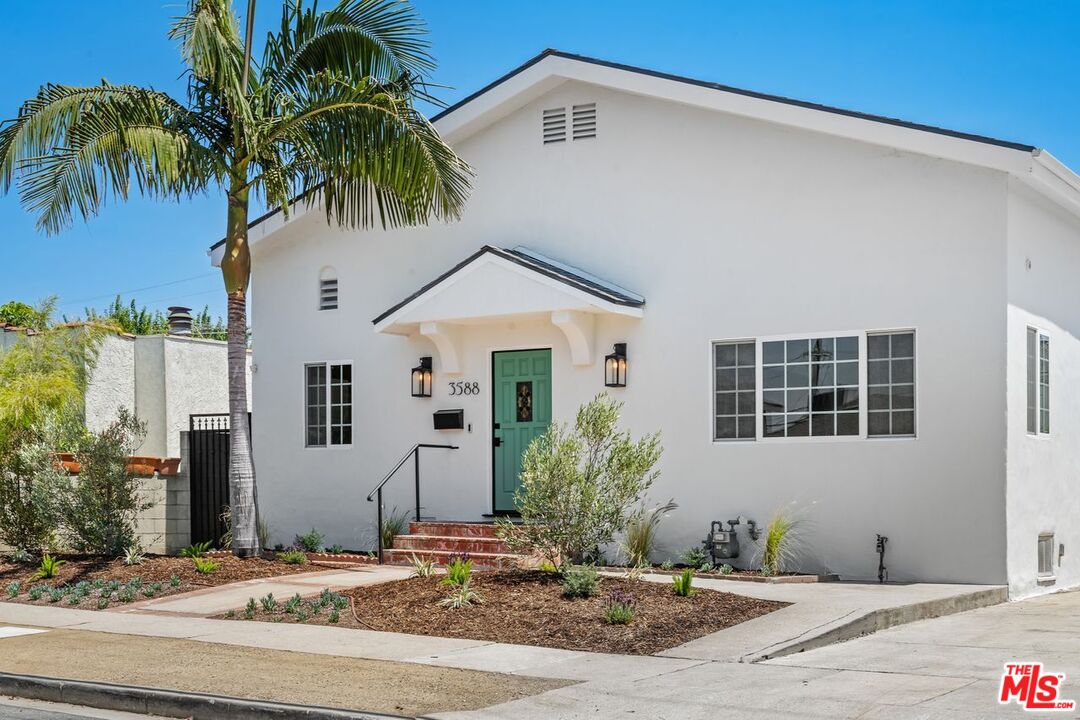3588 Helms Ave