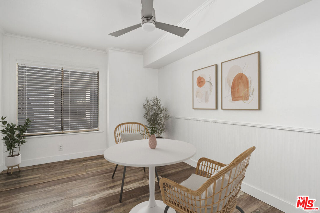 5100 Riverton Ave Unit: 14