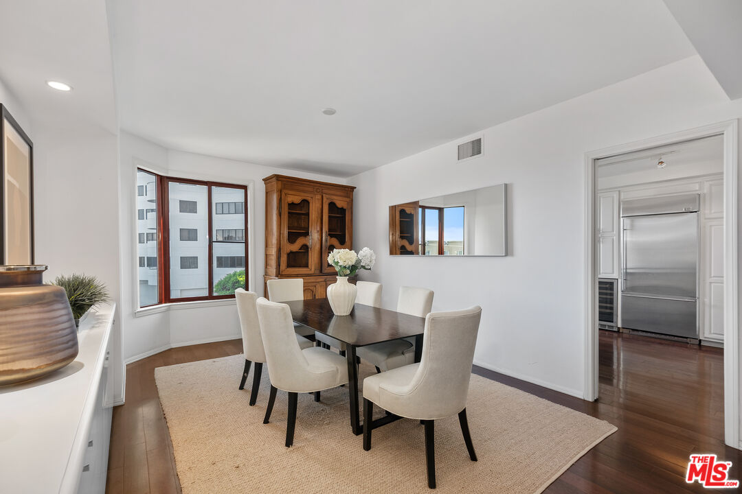 10550 Wilshire Blvd Unit: 305