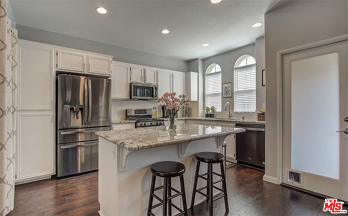 14418 Cobblestone Ln