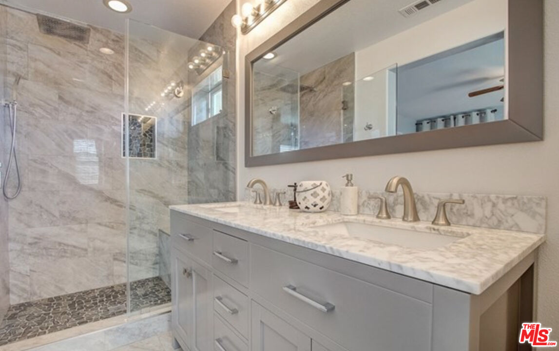 14418 Cobblestone Ln