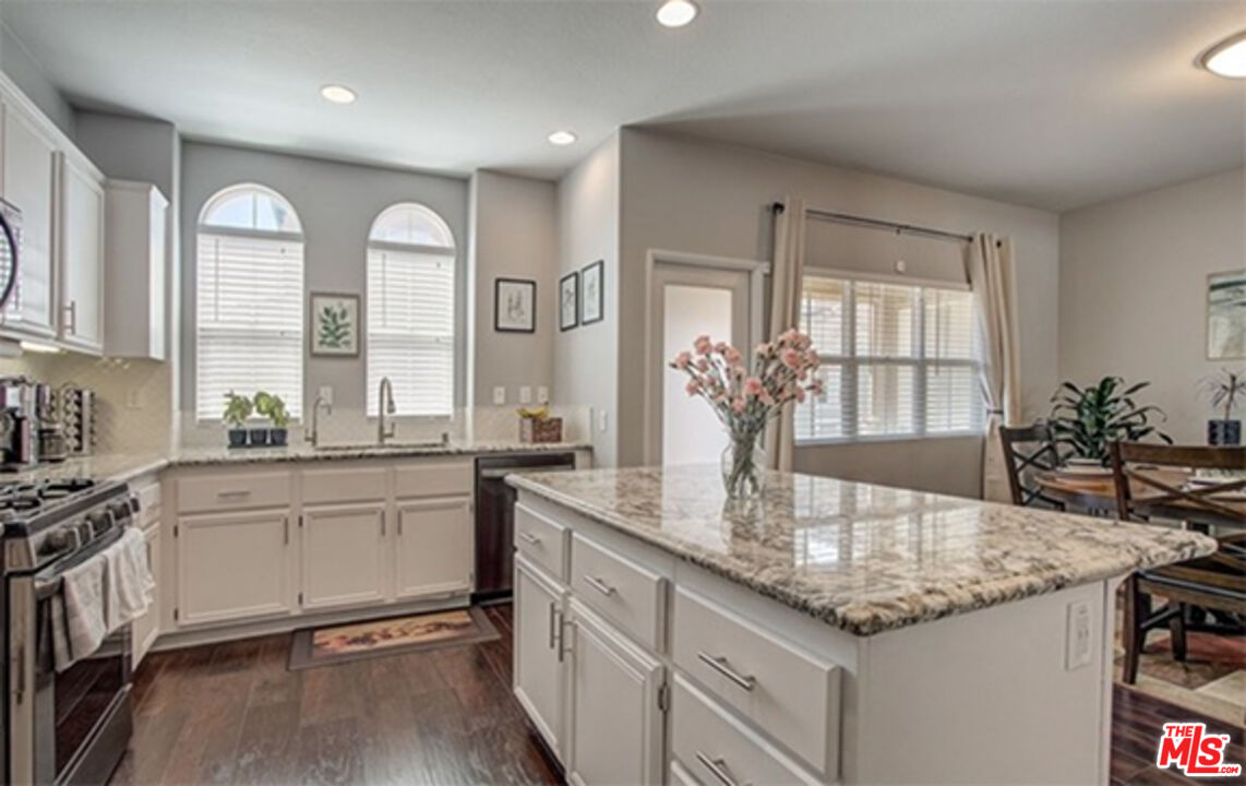 14418 Cobblestone Ln