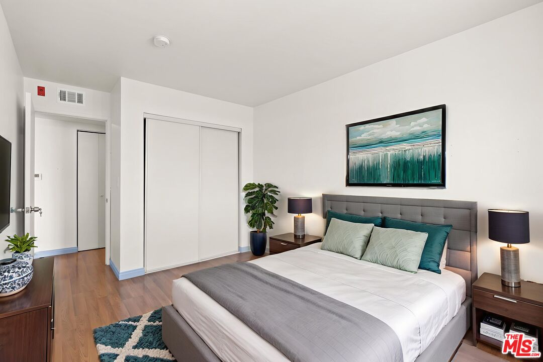 15015 Sherman Way Unit: 316