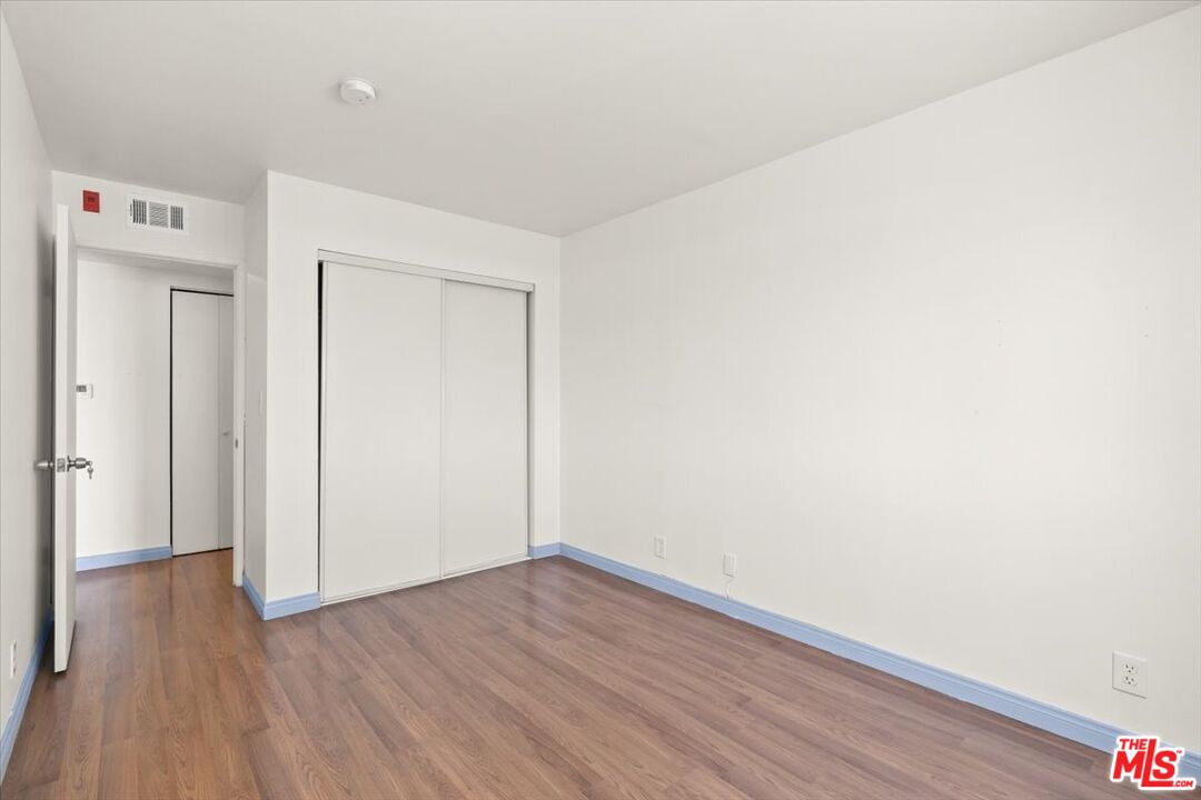 15015 Sherman Way Unit: 316