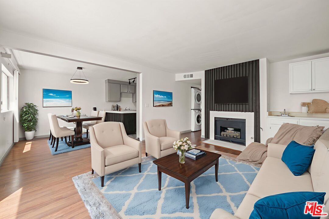 15015 Sherman Way Unit: 316