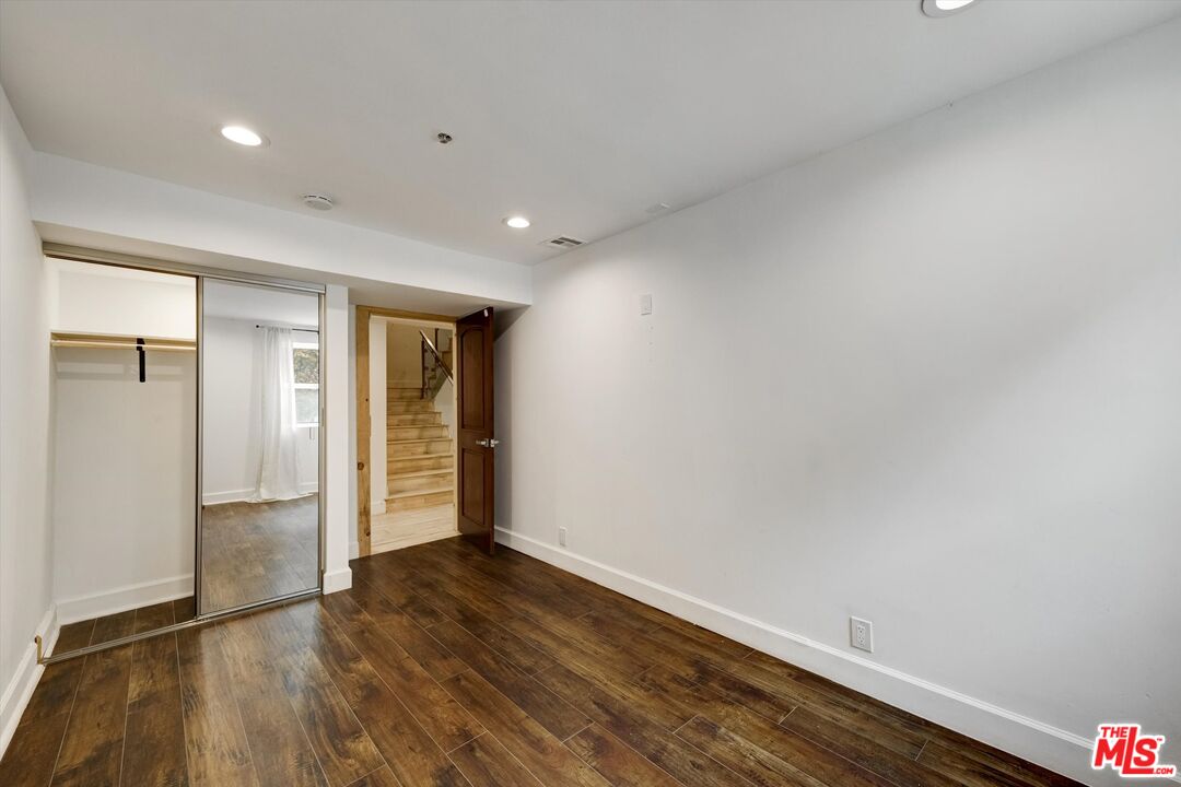 1754 Franklin Canyon Dr