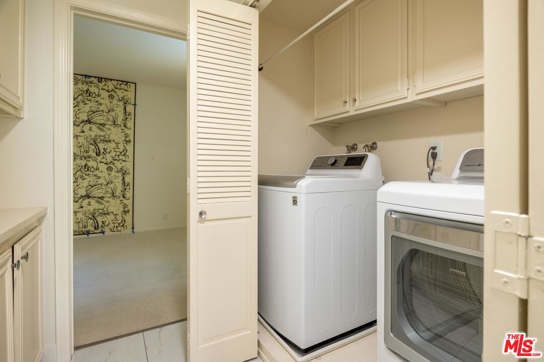 4444 Wilshire Blvd Unit: 206